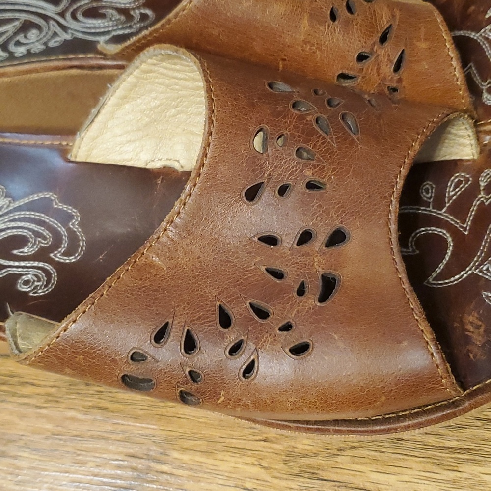 Olukai Womans Brown Leather Cutout Slide Sandals Size 10 - Picture 6 of 15